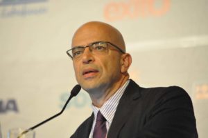 Gesner Oliveira6261066219_5bfd7c719d_o